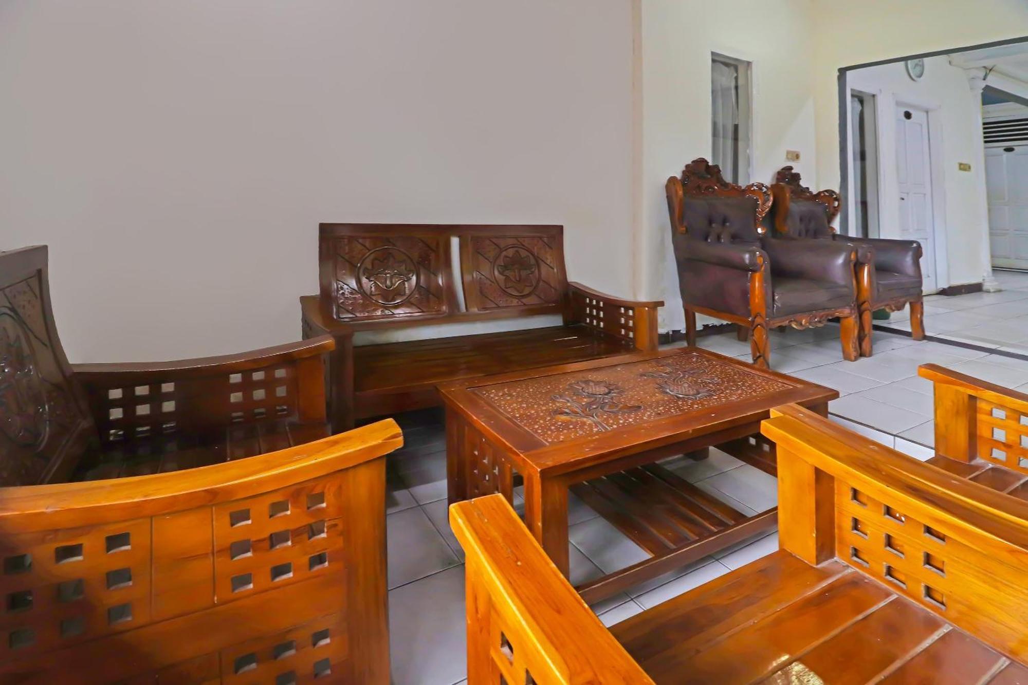 Oyo 92484 Wisma Permata Syariah Bangko Exterior photo